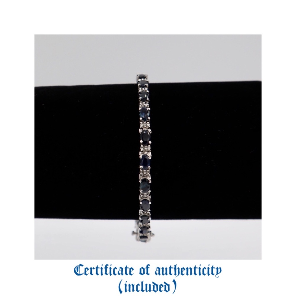 Diamond and sapphire bracelet.